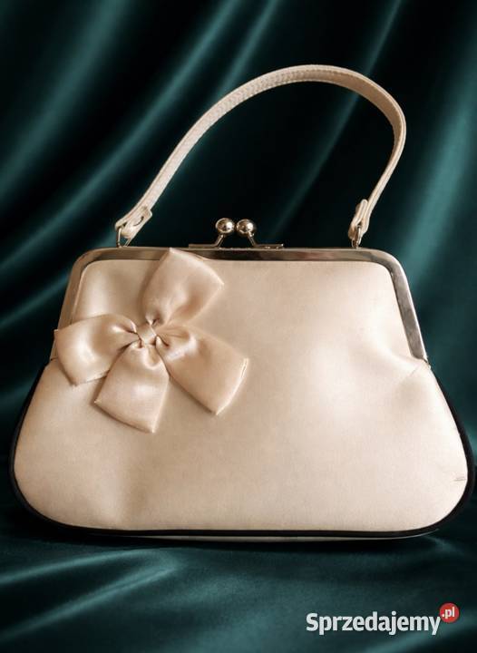 Torebka vintage z satyny w kolorze jasnobeżowym Pabianice