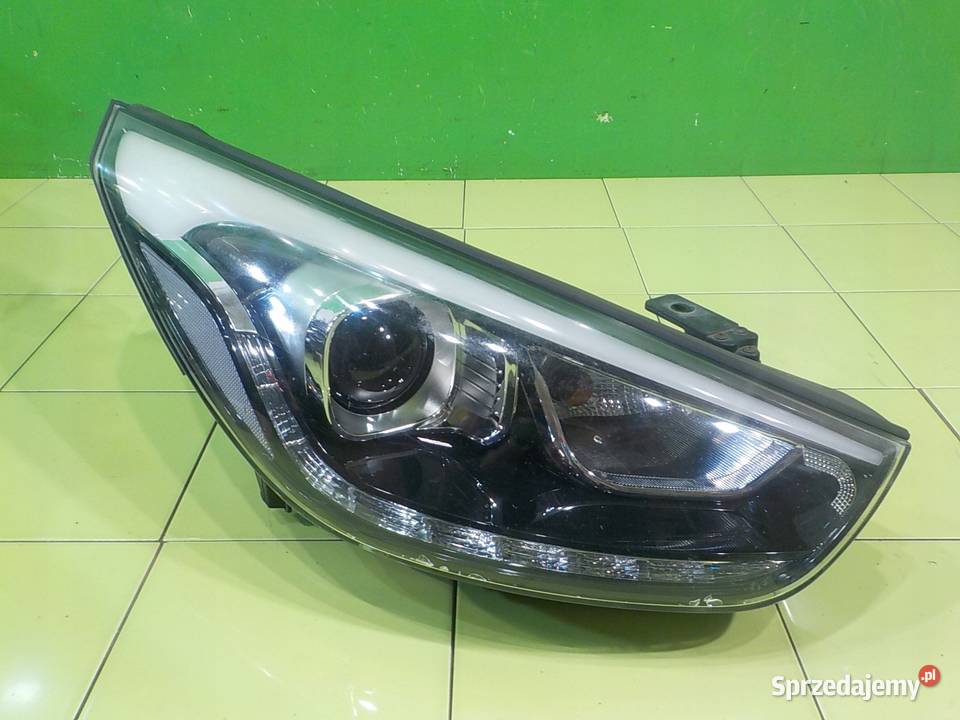 HYUNDAI ix35 I LIFT 20 CRDI 14r 5D XENON lampa mazowieckie Suków sprzedam