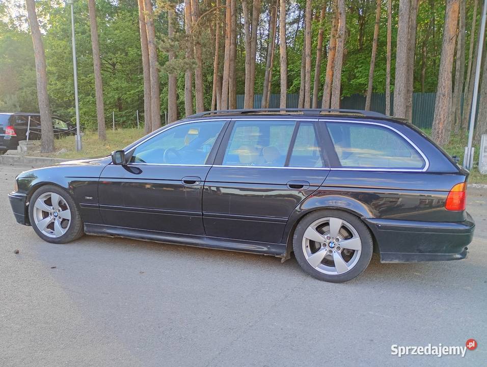 BMW E39 530i