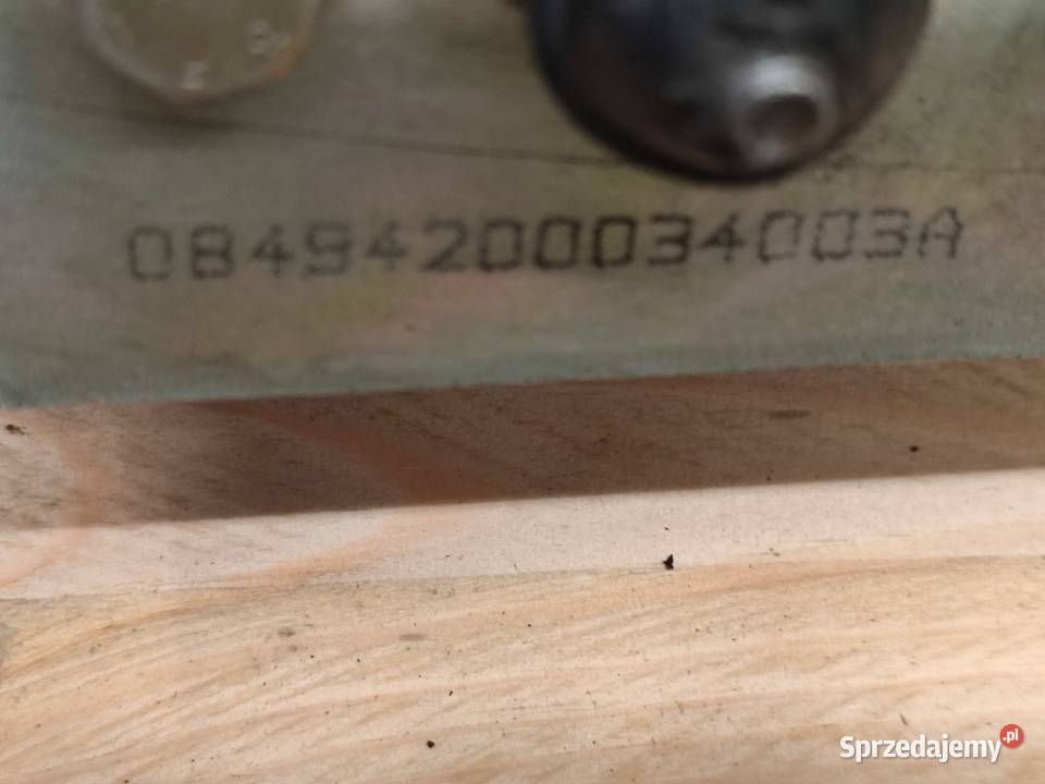 Siłownik hydrauliczny wychyłu łyżki 6500757000 Wilkowo