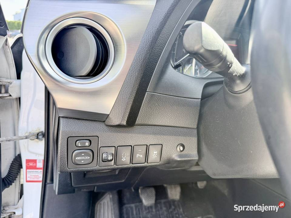 Toyota Auris II 16 benzyna LPG Premium SIPA Warszawa
