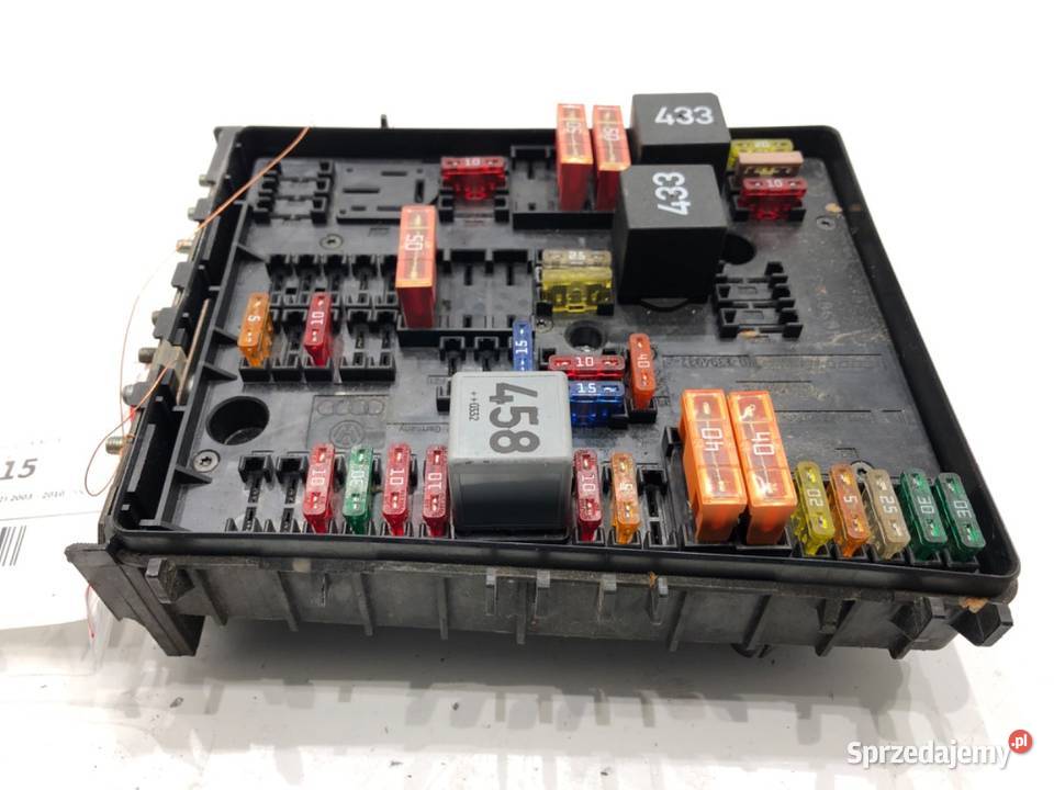 SKRZYNKA BEZPIECZNIKÓW VW TOURAN 1K0937804B Skrzynki bezpieczników sprzedam
