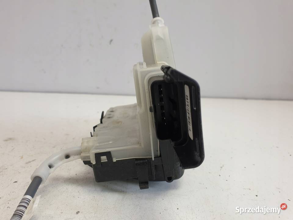 Opel Corsa F ZAMEK DRZWI prawy przód PASAŻERA osobowe Rudka