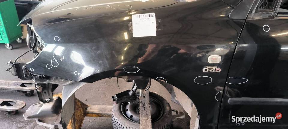 BŁOTNIK LEWY PRZÓD TOYOTA COROLLA E12 209 osobowe Lipno