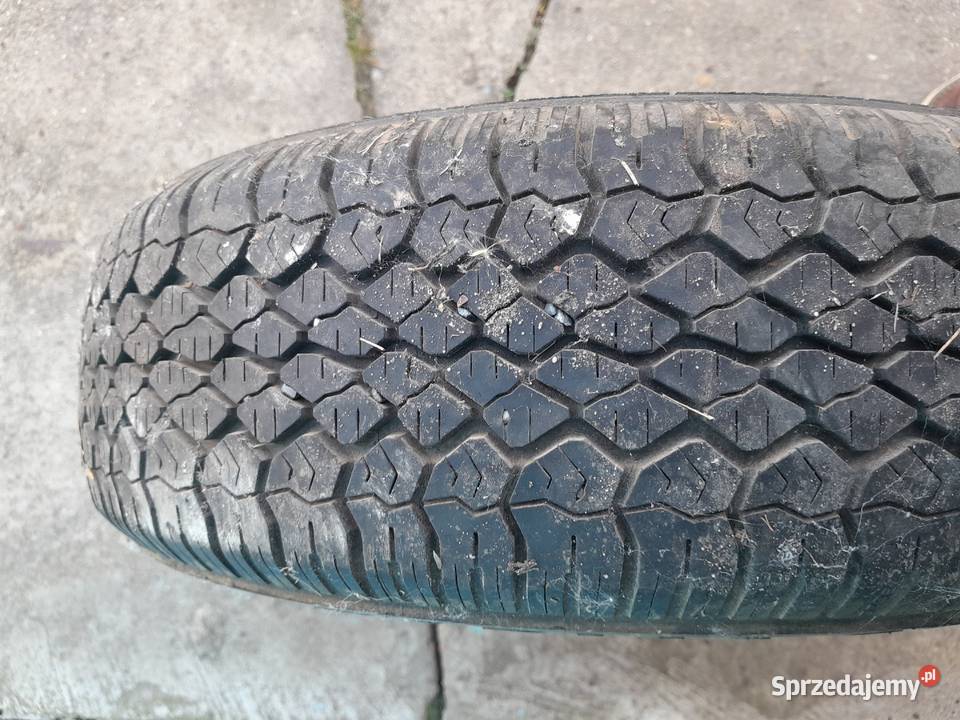 Koło felgą z oponą R13 Nowa Sarzyna sprzedam