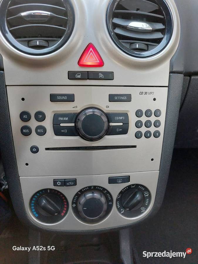 Opel Corsa D części blacharskie I mechaniczne 14