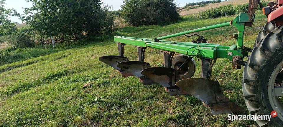 Pługi 4 skibowe Unia Grudziądz nieuszkodzony Niemirówek