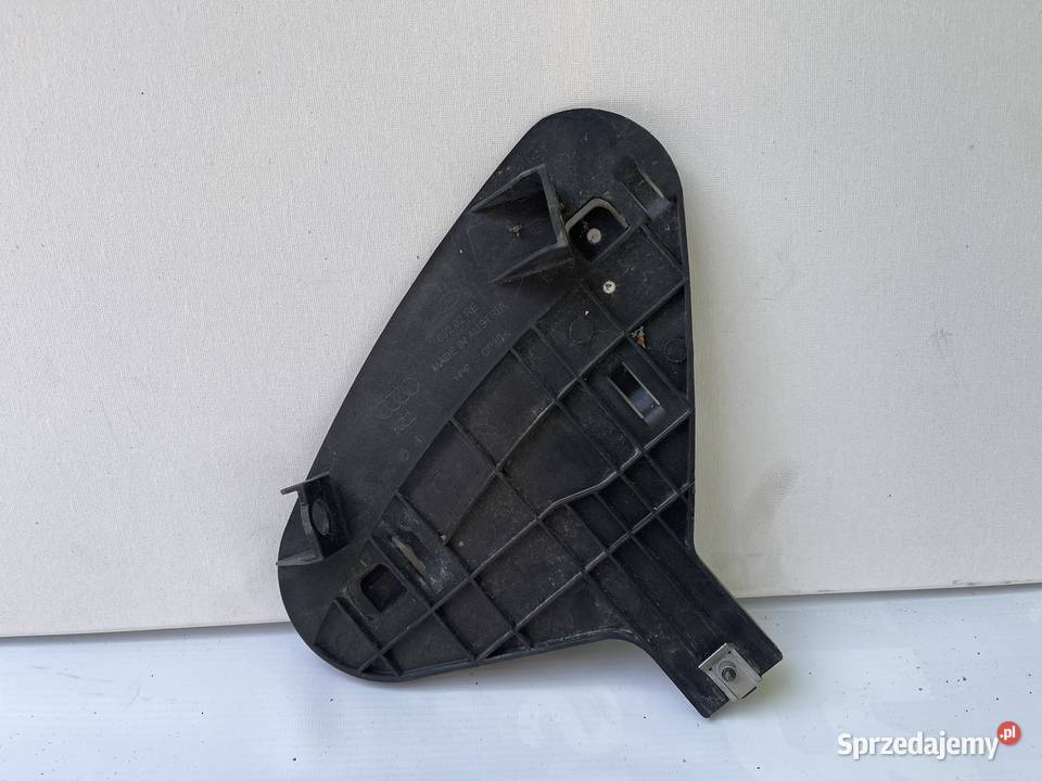 AUDI A4 B6  PRAWY ŚLIZG POD LAMPĘ