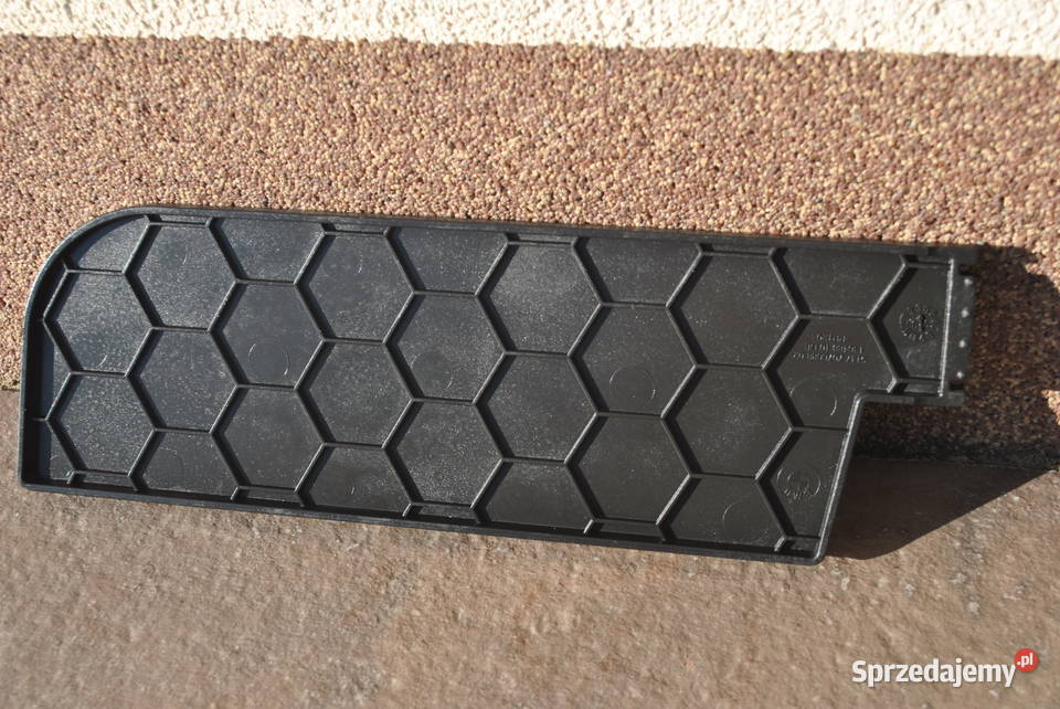 Płyty oddzielające wgłębienie bagażnika BMW tapicerki samochodowe Poręba