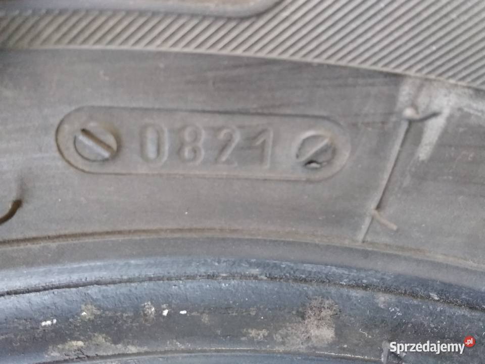 Wielosezonowe całoroczne opony Nokian całoroczne sprzedam