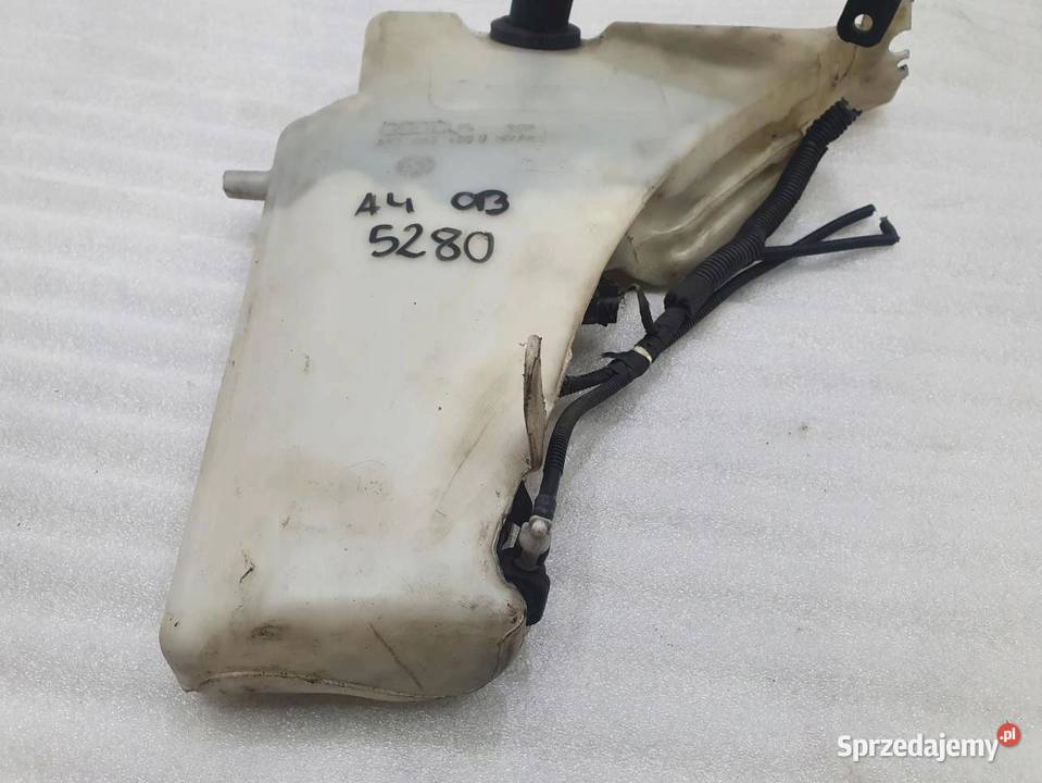 ZBIORNICZEK SPRYSKIWACZY AUDI A4 B8 8T0955453B osobowe