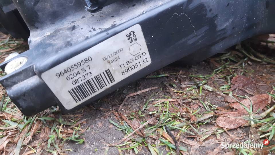 lampa lampy przód przednie peugeot 206 przed wielkopolskie Rawicz
