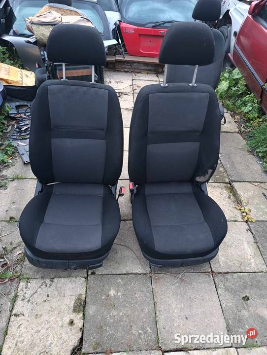 Fotel prawy lewy Volkswagen Golf IV 9703 3 drzwi sprzedam