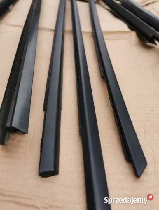 Listwa shadowline BMW E34 sedan Żory