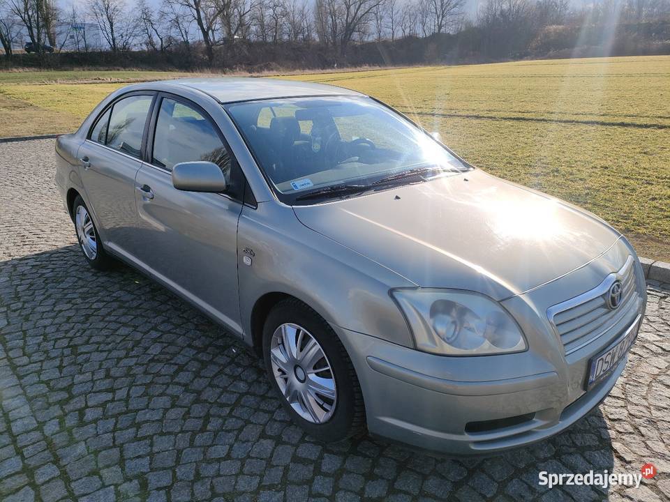 Toyota Avensis T25 20 D4D Rok produkcji 2005 Avensis Strzegom sprzedam
