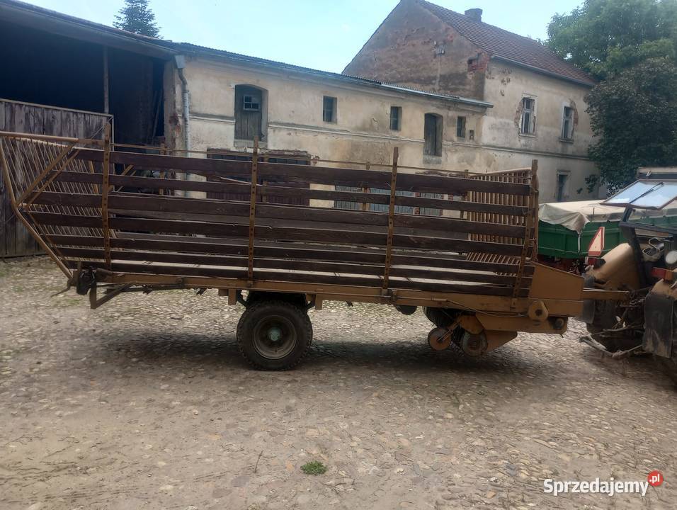 Przyczepa samozbierająca Prężyna
