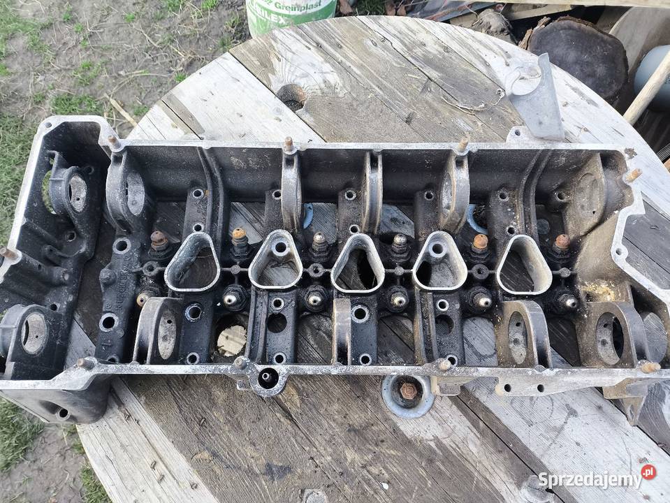 Podstawa wałków rozrządu podpora mercedes 28 Lutoryż