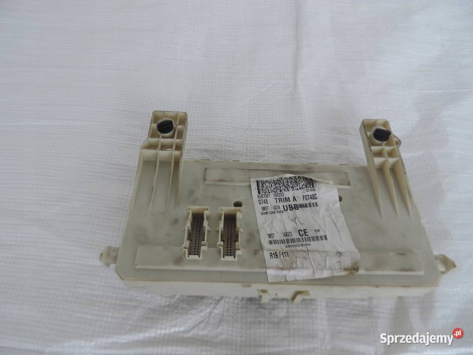 FORD C MK1 18 SKRZYNKA BEZPIECZNIKÓW Skrzynki bezpieczników