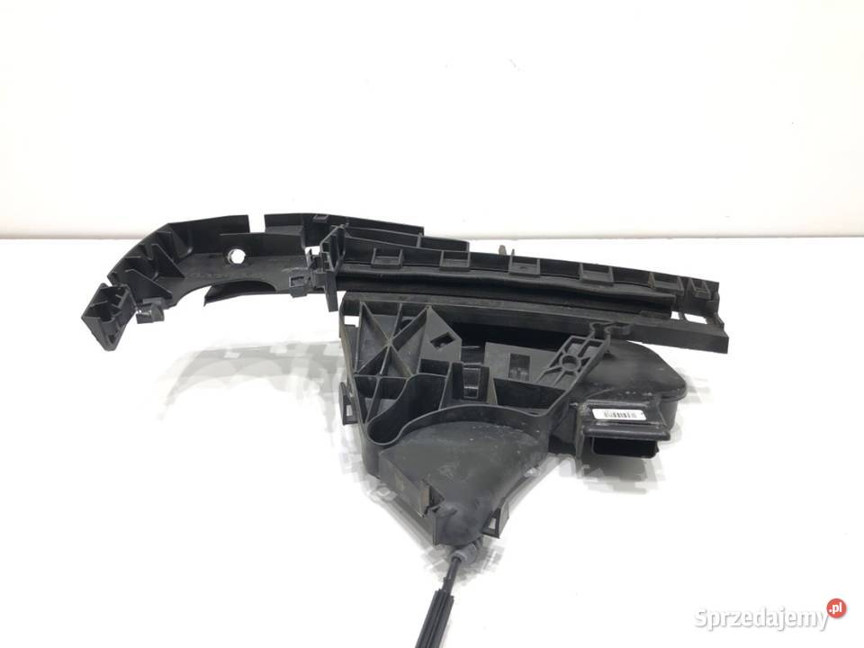 ZAMEK DRZWI LEWY PRZÓD VOLVO V50 Kombi 30753657