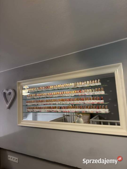 Wyprzedaż wyposażenia salonu beauty lustra i Warszawa