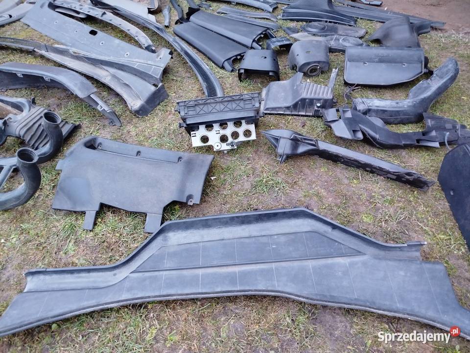Części plastiki do audi 100 C4 2 8 92 Biłgoraj sprzedam