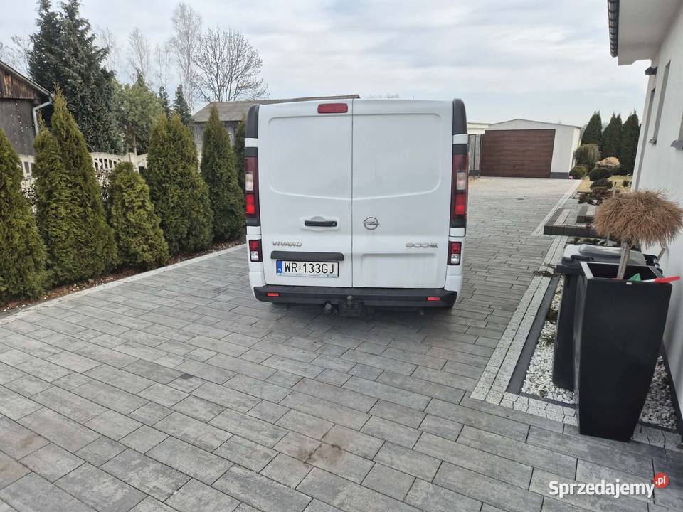 Opel Vivaro biały Białobrzegi