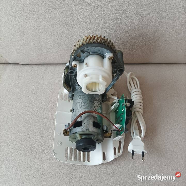 Silnik z przekładnią do maszynki do mielenia Stronie Śląskie sprzedam