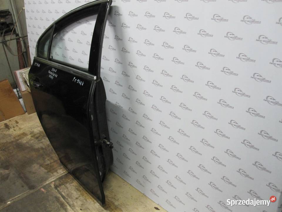 OPEL INSIGNIA A I 10r drzwi prawe tył