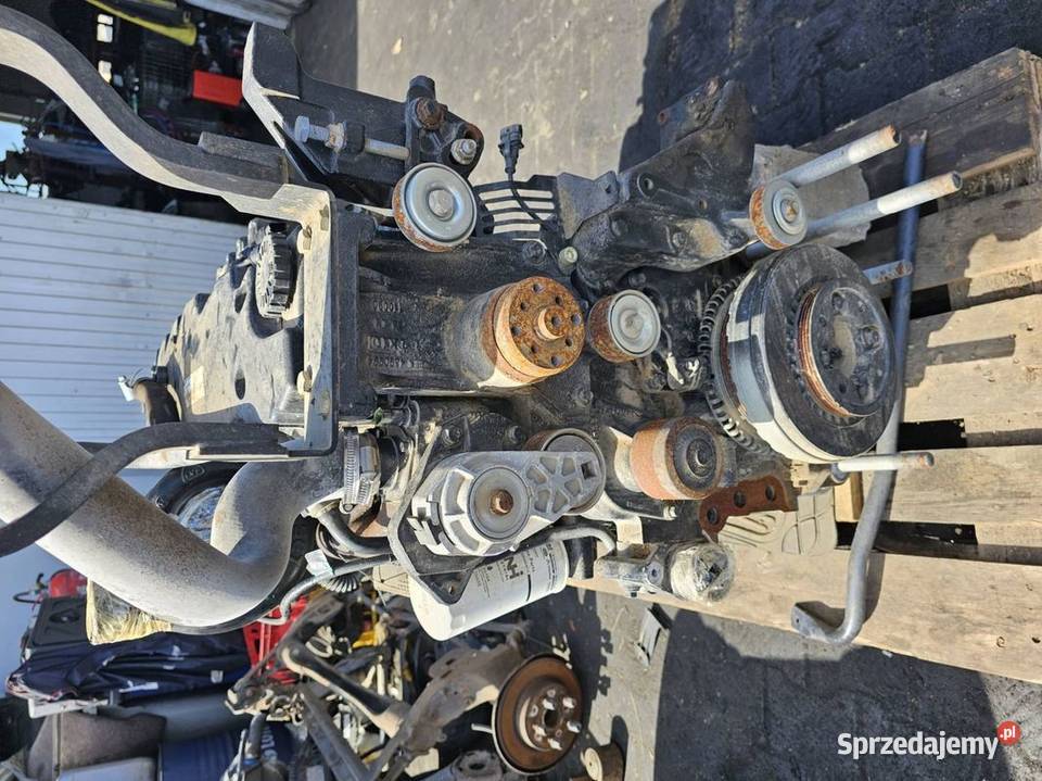 SILNIK SŁUPEK HOLLAND T6175 175 1280376 osobowe Lipno