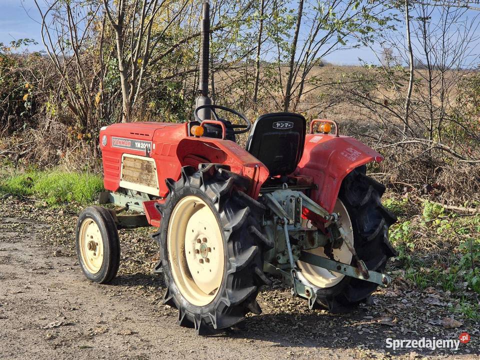 Traktorek traktor YANMAR YM2001S 20 24 Małuszyn