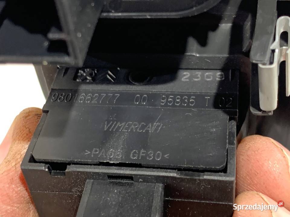 PRZEŁĄCZNIK REGULACJI LUSTEREK CITROEN C4 CACTUS osobowe