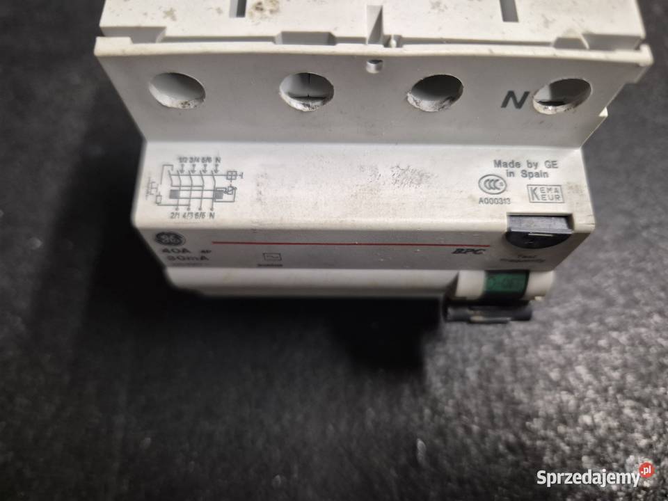 Wyłącznik różnicowoprądowy 3f 40A 30mA używany śląskie Ruda Śląska