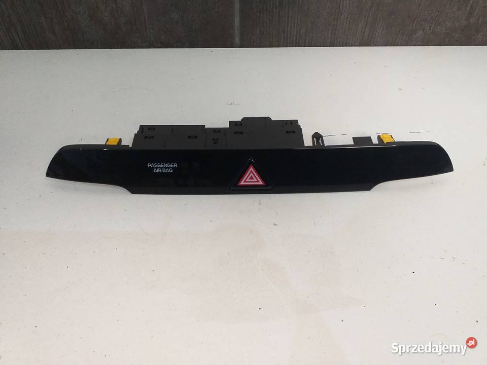 PRZELACZNIK AWARYJNYCH HYUNDAI TUCSON III 1520 Panele sterowania, przełączniki Skierniewice