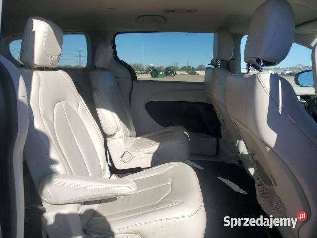 Chrysler Pacifica Touring L 2017 3600cm3 Pacifica Lublin