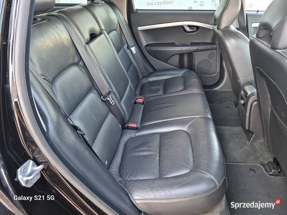 Volvo V70 20 D3 150 skóra nawigacja alufelgi V70 Płońsk
