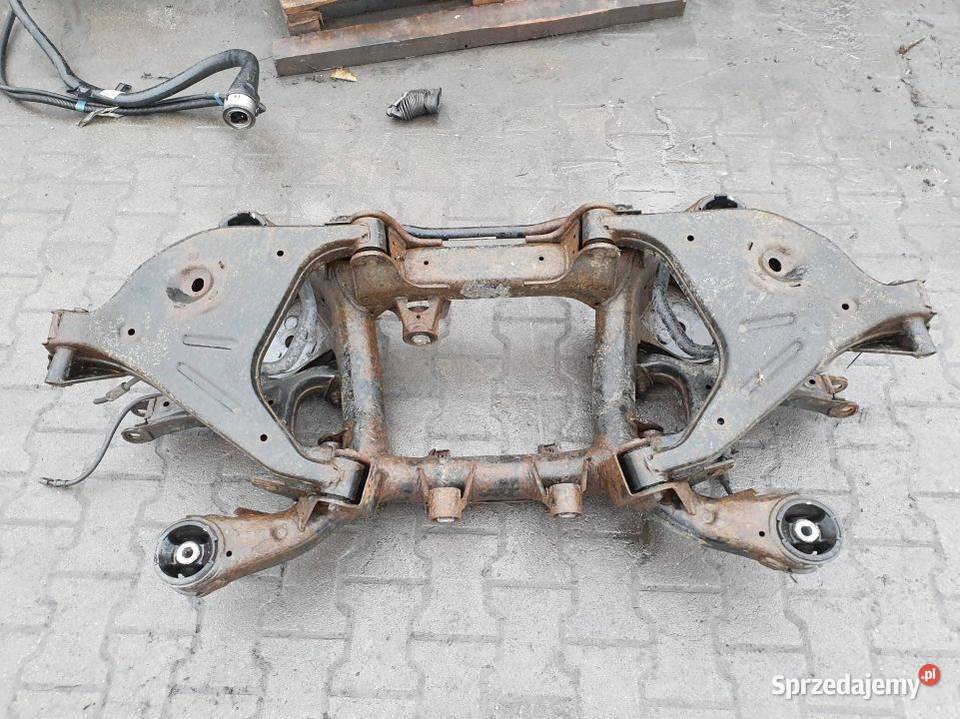 BELKA SANKI TYŁ LAND ROVER RANGE ROVER VOGUE Lipno