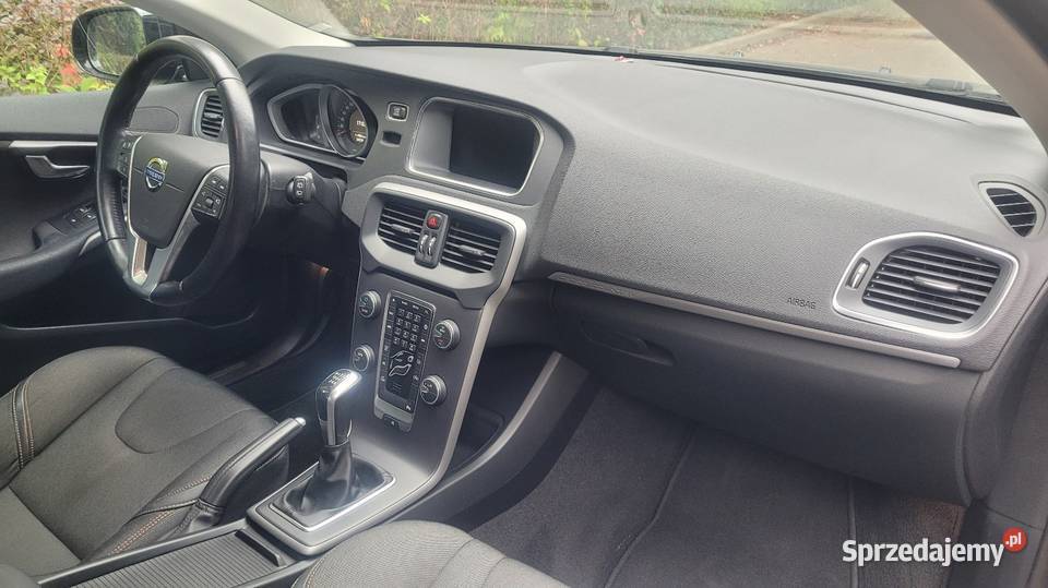 Volvo V40 Cross Country 16 115 zadbana isofix Wrocław