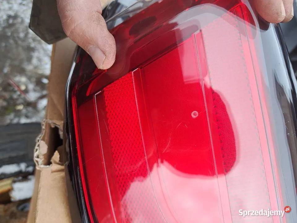 Lampa tylna prawa LV4B13404BE Lampa prawy tył osobowe