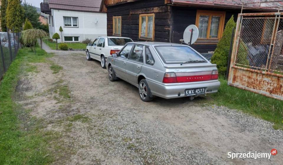Polonez CARO PLUS 1999 CZARNE BLACHY uszkodzony