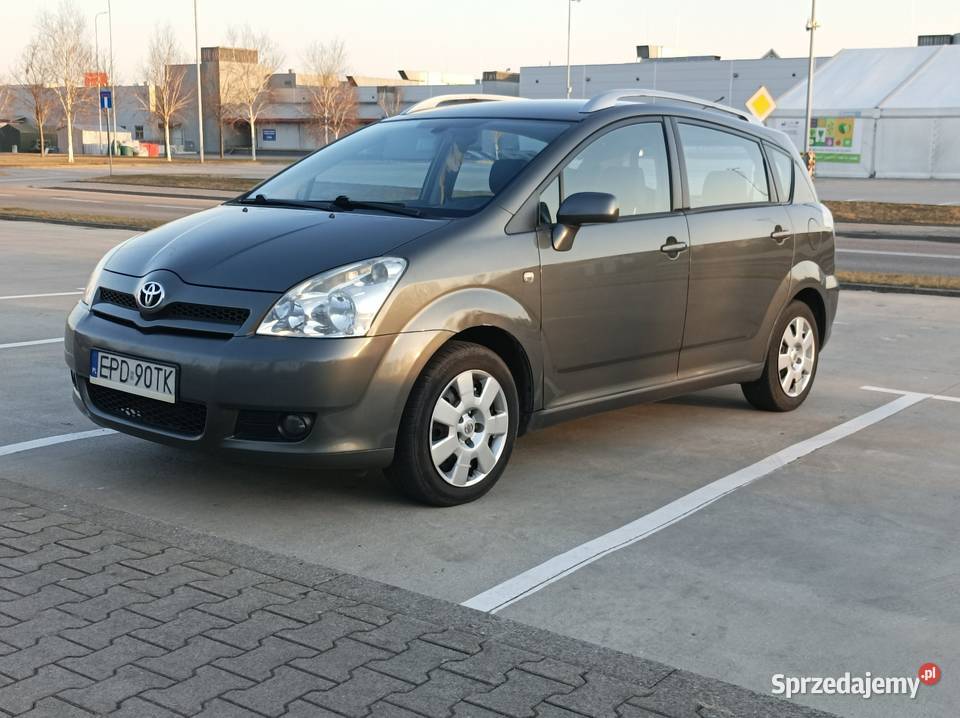 Toyota corolla Verso 16 łódzkie