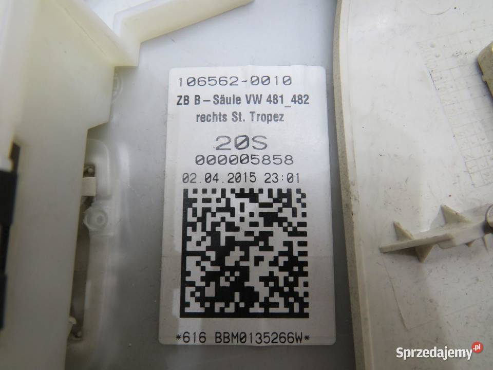 OSŁONA SŁUPKA PRAWA SEDAN PASSAT B8 1065620010 osobowe sprzedam