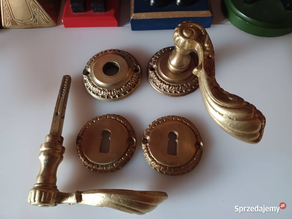 Mosiężny komplet klamek z rozetami Poznań