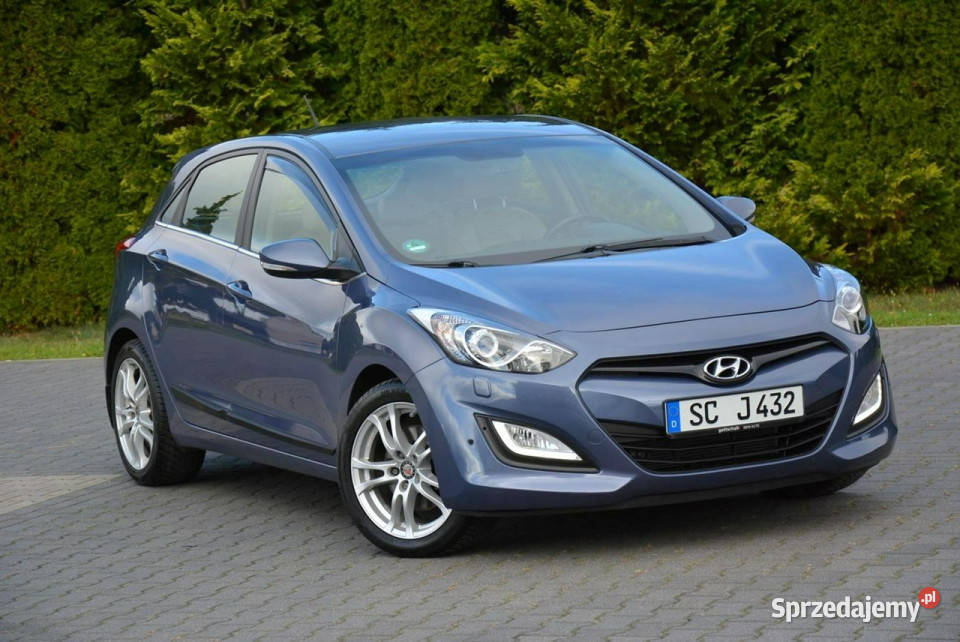 Hyundai i30 Navi Xenon Kamera Keyless Skóry elektryczne lusterka Ostrów Mazowiecka sprzedam