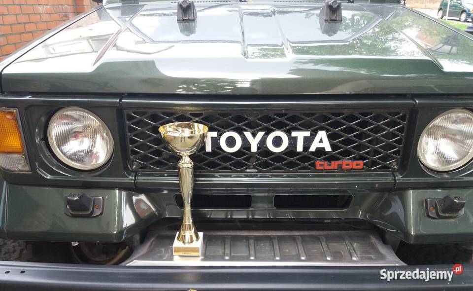 Toyota Land Cruiser 24 TD Rok produkcji 1987 Pelplin