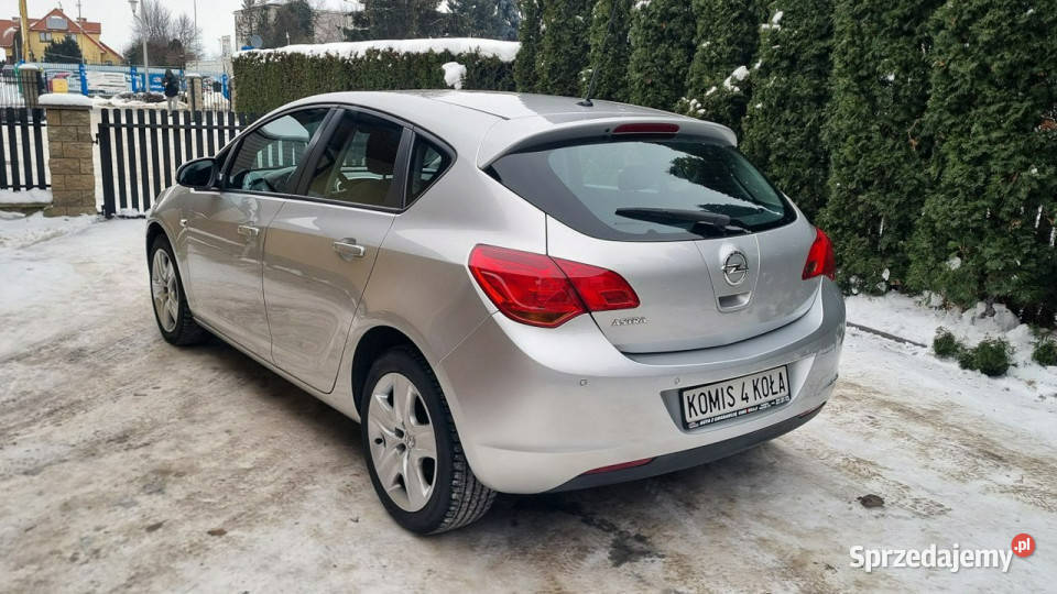 Opel Astra Prosty Silnik Podgrzewane Fotele centralny zamek sprzedam