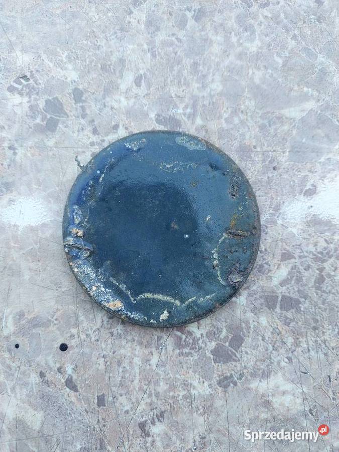 Środek soczewki wahadła starego zegara tzw Tczew