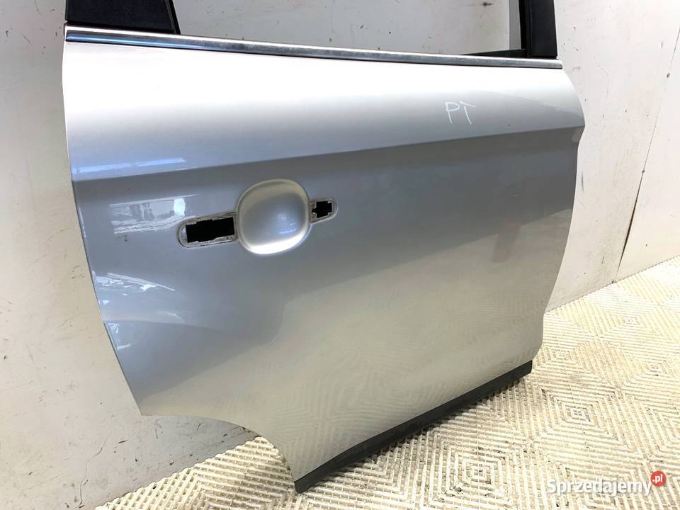 DRZWI PRAWY TYŁ FORD KUGA I SUV 0812 Moondust sprzedam