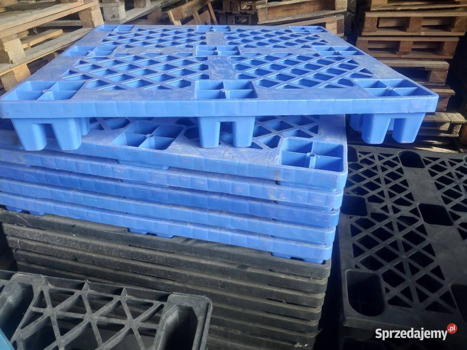Palety plastikowe solidne 110x110