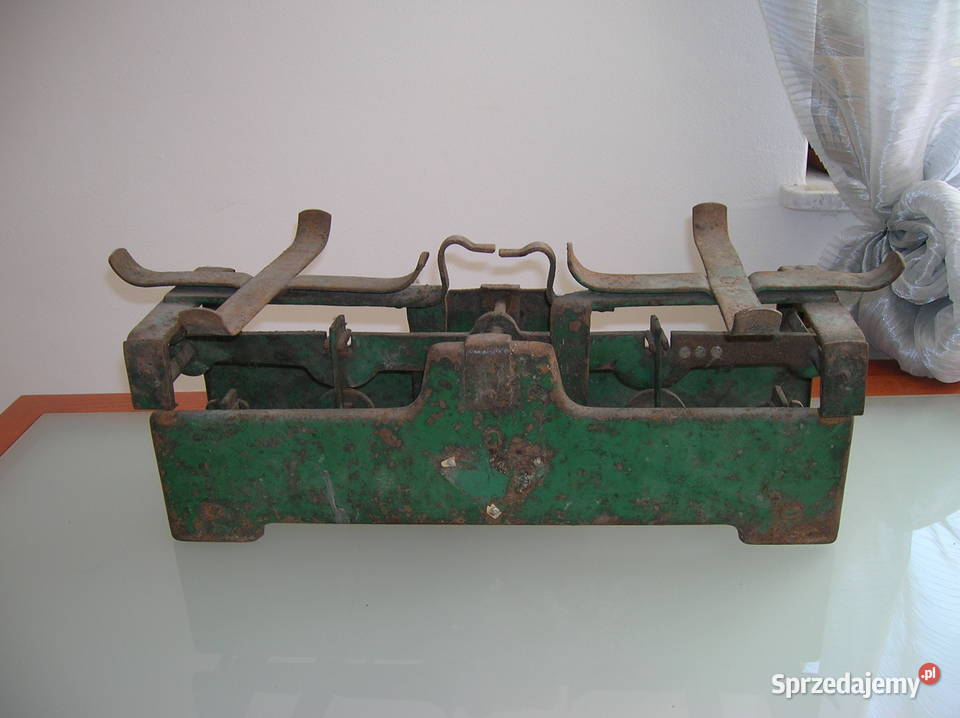 Stara waga szalkowa Pozostałe Baszki