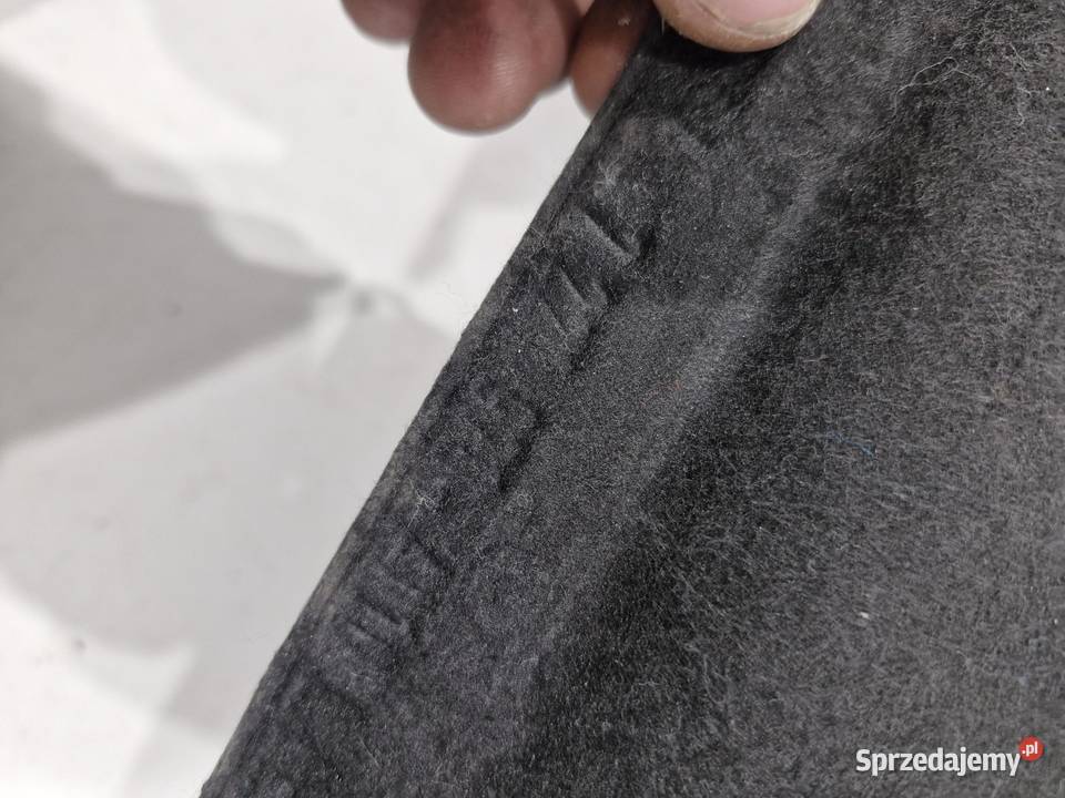 BMW F20 F21 WYGŁUSZENIE IZOLACJA PODŁOGI KANAPY